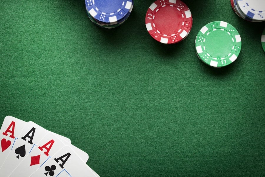 Kinh nghiệm chơi Poker cao thủ chia sẻ cần học để cải thiện chiến thắng