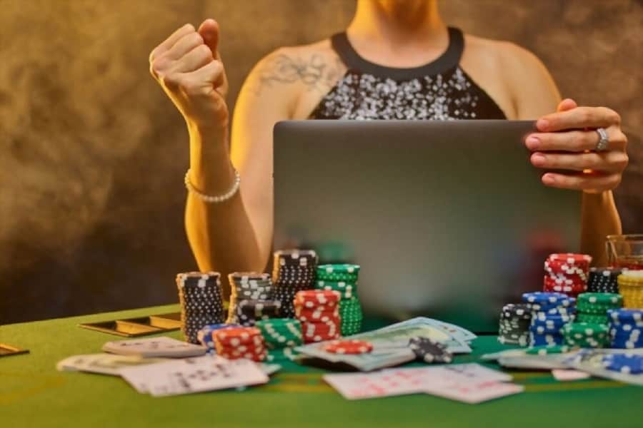 Chơi Poker cần đặc biệt chú ý tới những yếu tố sau để đảm bảo thắng được đối thủ